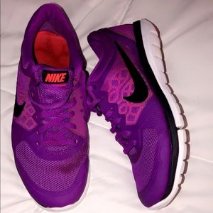 Brand new women’s Nike flex size 9